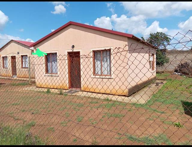 2 BEDROOM HOUSE FOR SALE IN KANANA PARK